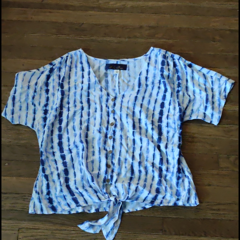 patterned shirt